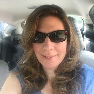 Meet your Posher, Lori